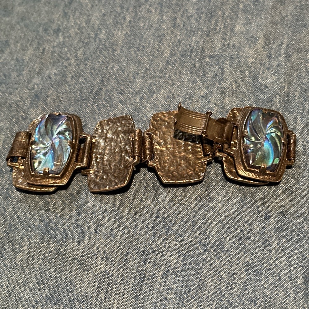 Peacock Blue Carnival Glass 1” Panel 7” Bracelet – late 1950s/early 1960s